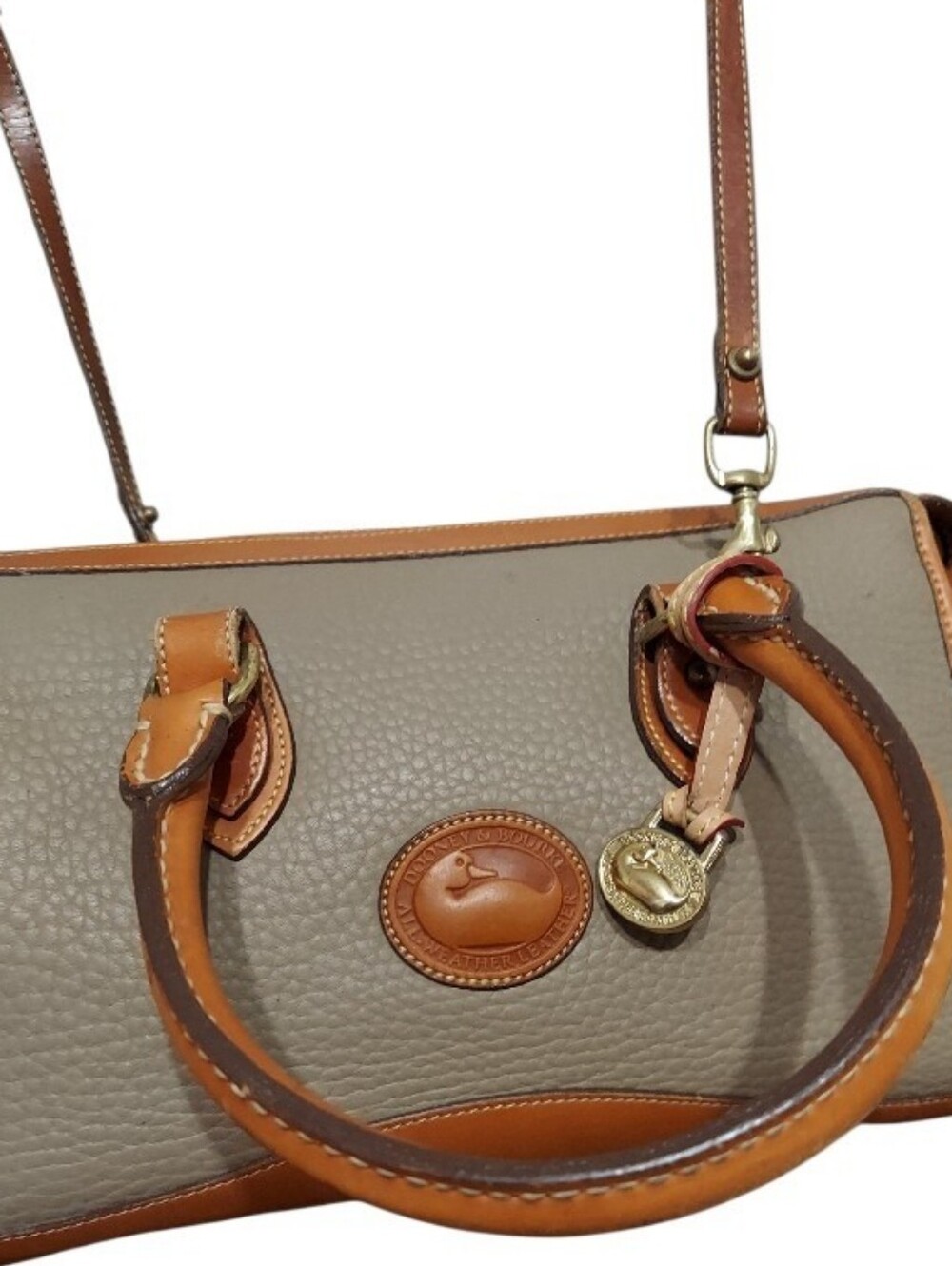 Dooney & Boutke Vintage All Weather Leather Satchel With Shoulder Strap - Picture 5 of 13